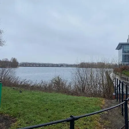 Lovely 2Nd Floor 2 Bed Flat Sleeps 4 Doncaster Exterior photo