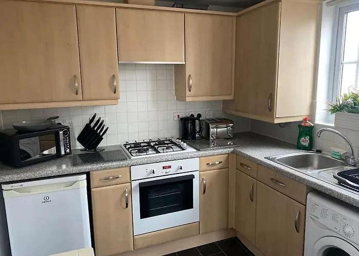 Lovely 2Nd Floor 2 Bed Flat Sleeps 4